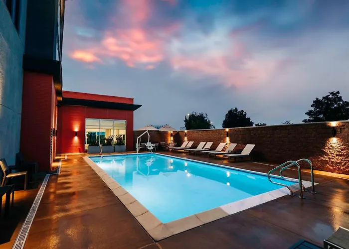 Hyatt Place Sacramento International AirportAirport Hotel