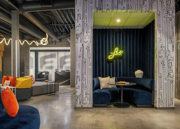 Aloft Sacramento Airport Natomas Hotel